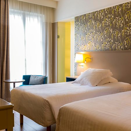 Oceania L'Hotel De France Нант Экстерьер фото