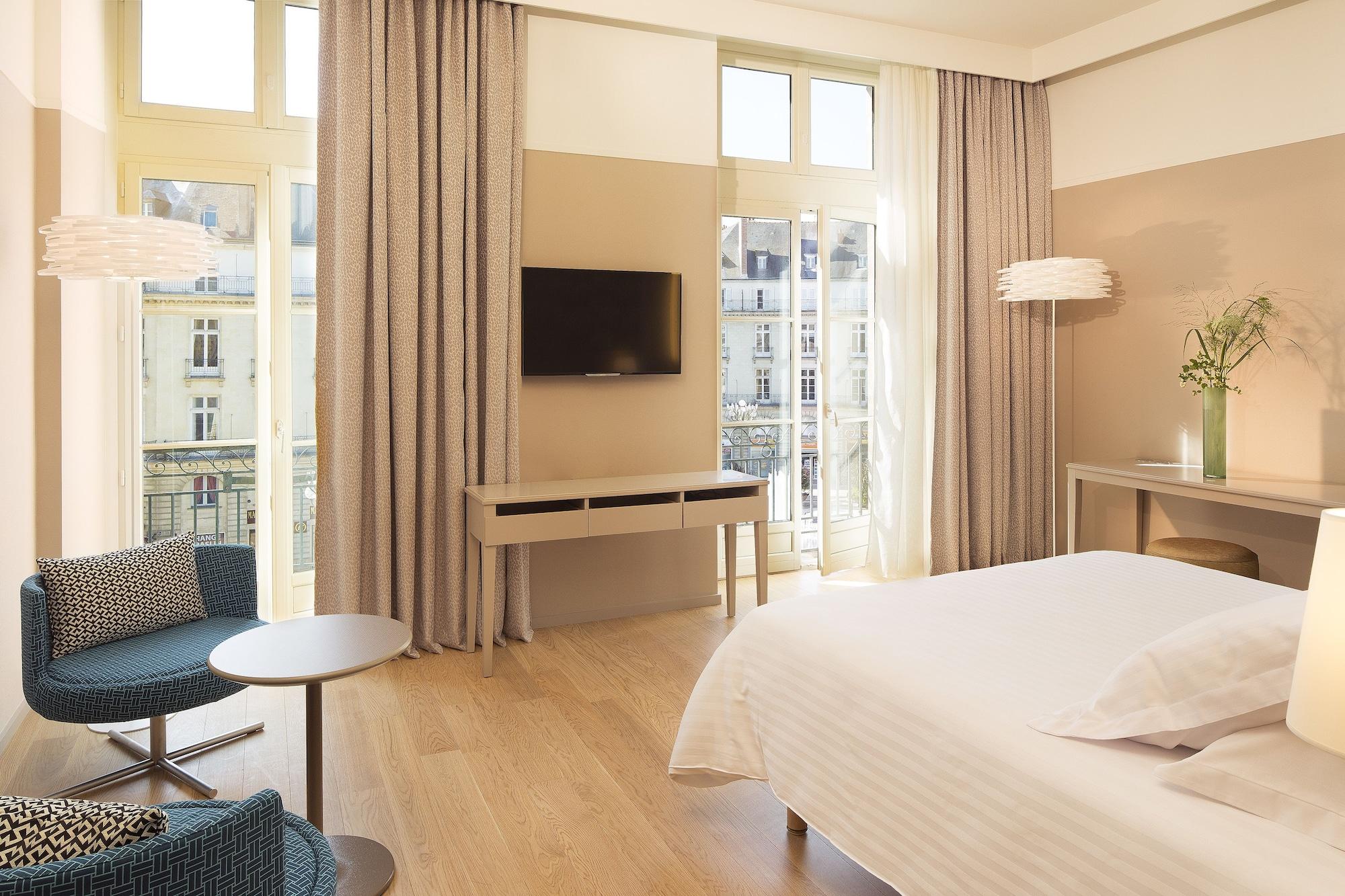 Oceania L'Hotel De France Нант Экстерьер фото