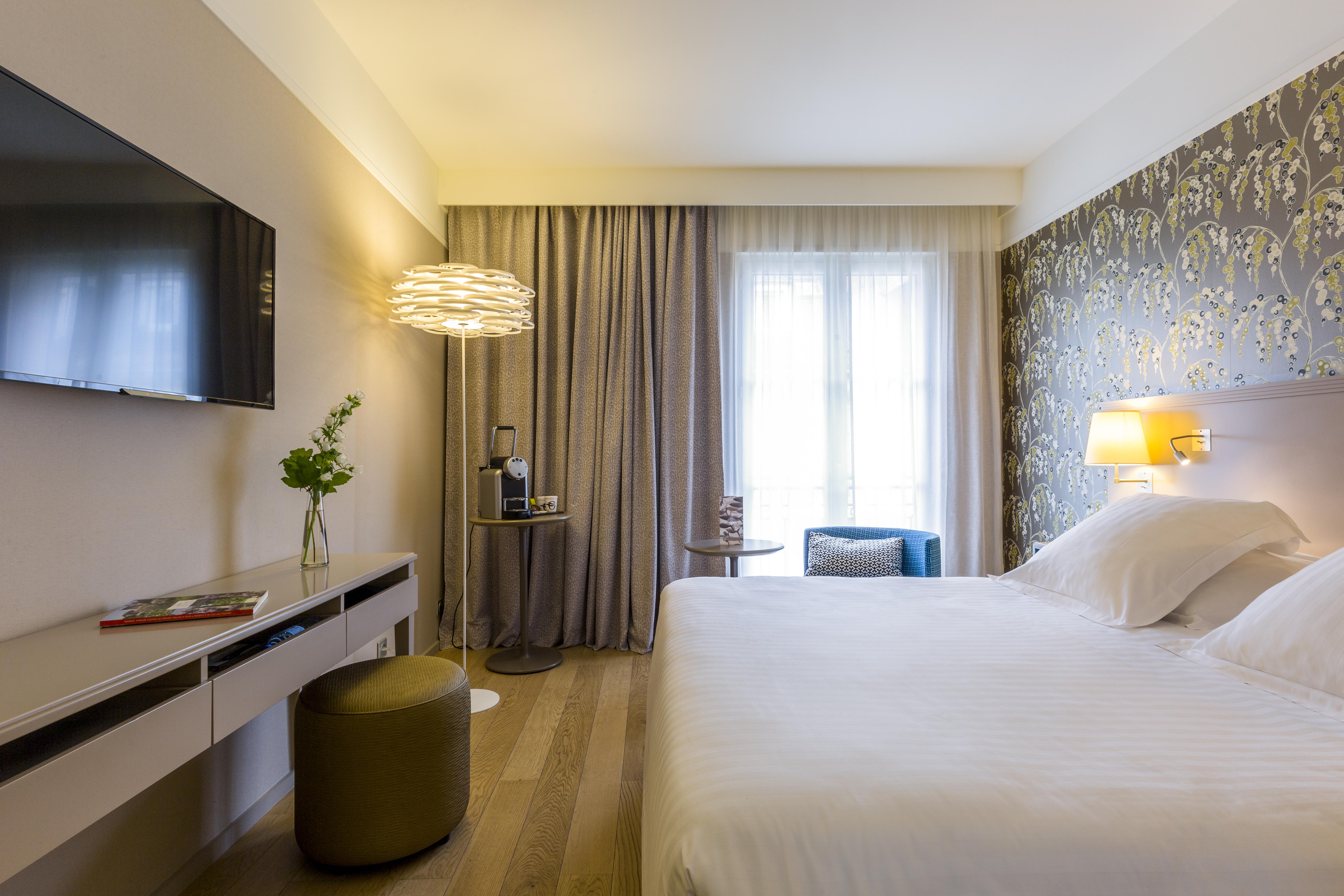 Oceania L'Hotel De France Нант Экстерьер фото