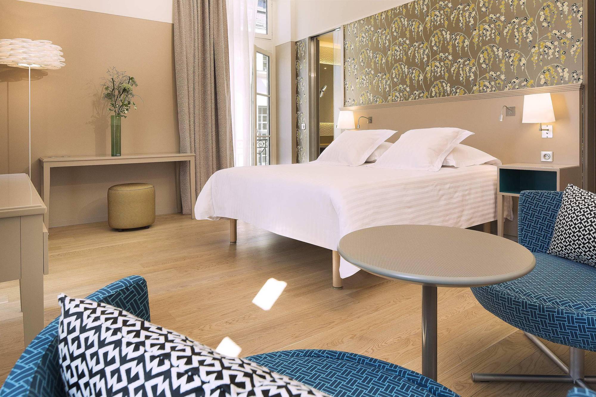 Oceania L'Hotel De France Нант Экстерьер фото